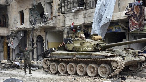 Syrian army captures important area near Damascus - ảnh 1